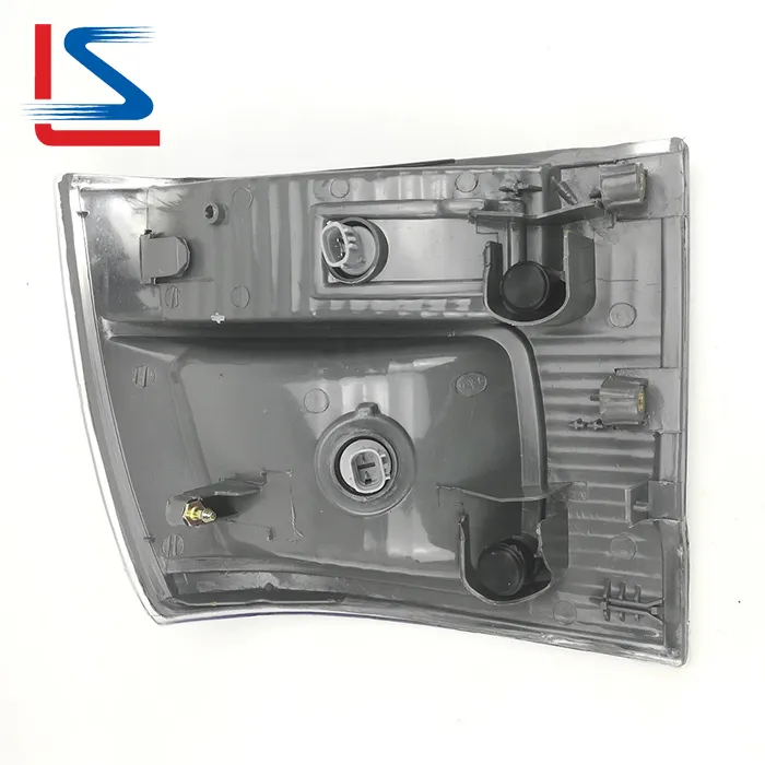Auto Crystal Corner Lamp for Toyota Hiace Yh133 2000-2004 R 81610-26070 L 81620-26070 R 81611-26070 L 81621-26070 212-15D7