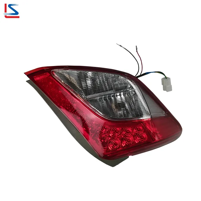 Auto LED Tail Lamp for Toyota Yaris / Vitz 2011-2014 H/B 5D Rear Light LED R 81551-82810 L 81561-52750