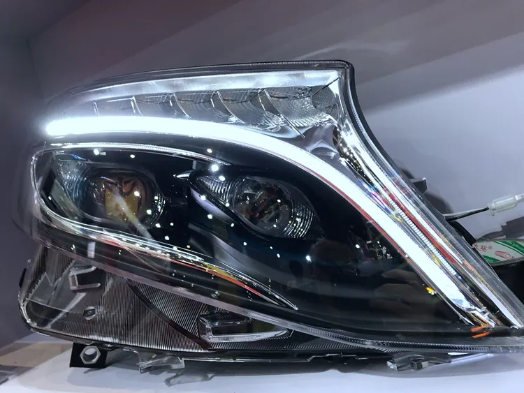 Car LED Light Auto Parts Projector Lens Headlight Auto Lamps for Benz 2014 Vito Valente Viano