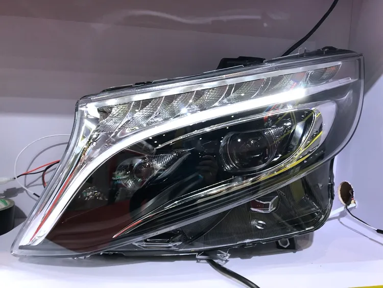 Car LED Light Auto Parts Projector Lens Headlight Auto Lamps for Benz 2014 Vito Valente Viano