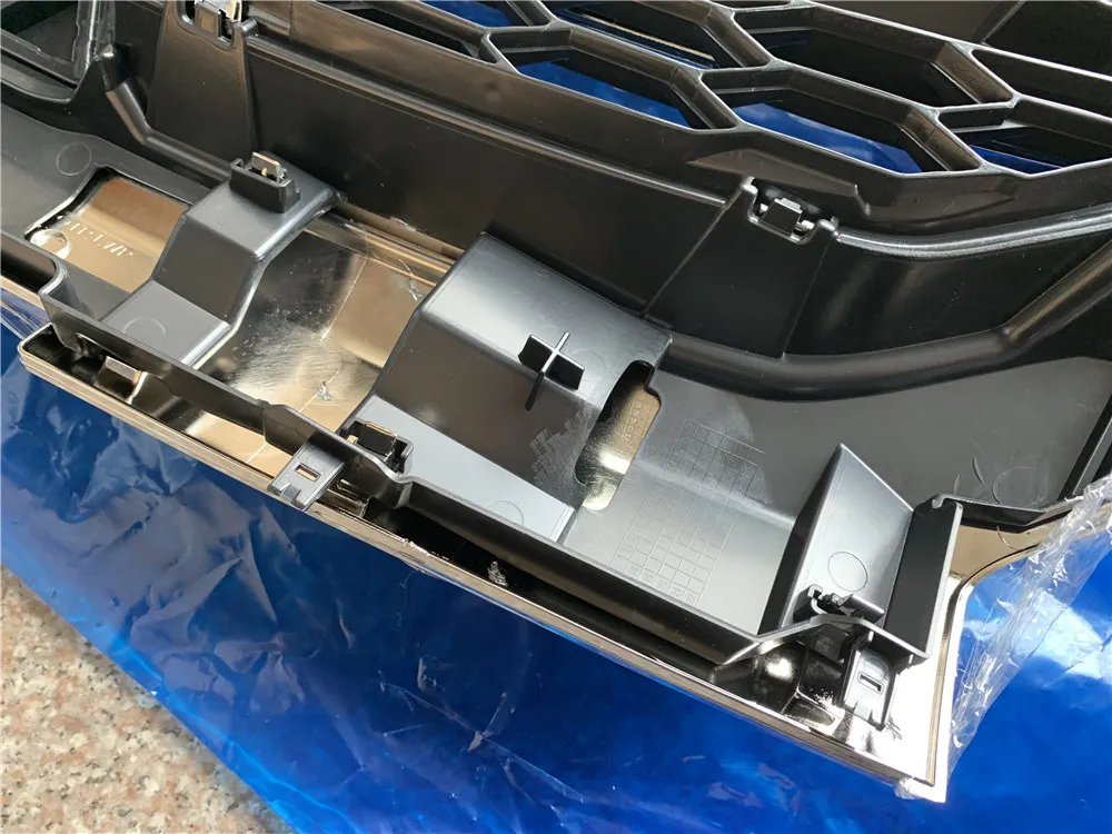 Car Parts OE Front Grille for Mitsubishi Triton 2019 2020 L200 off-Road Style Black Grille