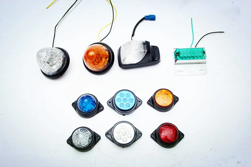 Dongfeng EQ1045 Truck Lamp Parts 24V Rear Tail Combination Light Rh Assembly 37bg35-73020 for Sale