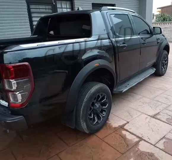 for Ford Ranger T7 T8 2015-2020 Px Mk2 Matte Black Fender Flare Wheel Arch with Light
