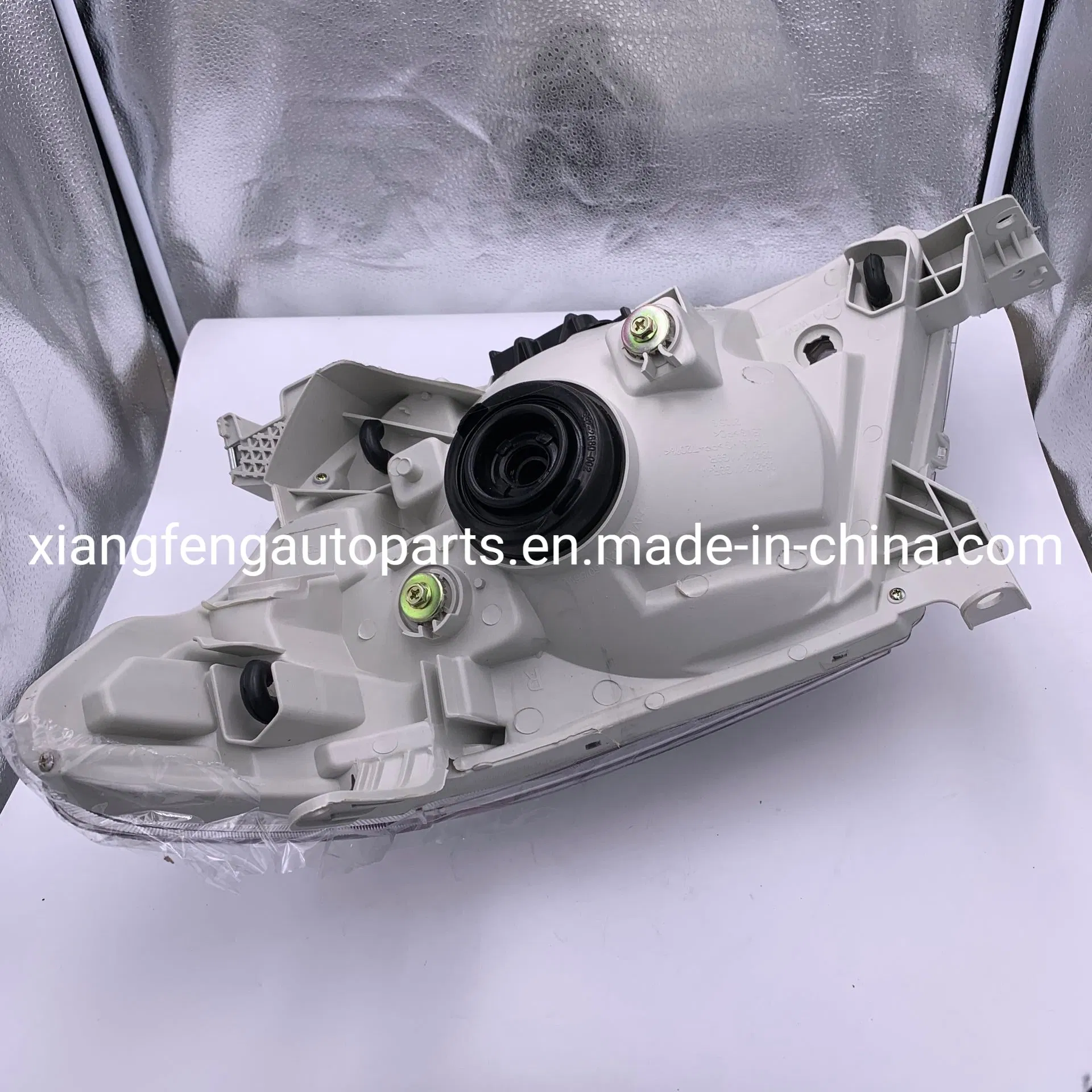 Headlight Assembly Auto Car LED Headlamp Headlight for Toyota Hilux 2008 81130 -0K180/81170-0K180