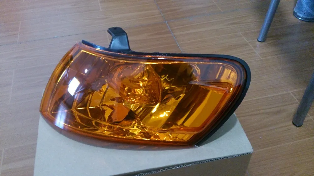 Wholesale Corner Lamp Yellow for Toyota Corolla Ae101 1999 Car Parts